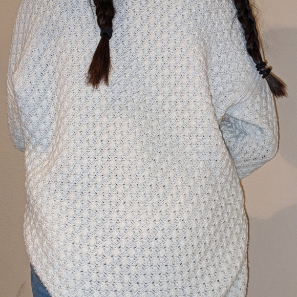 Sweater - Picture 2 of 3